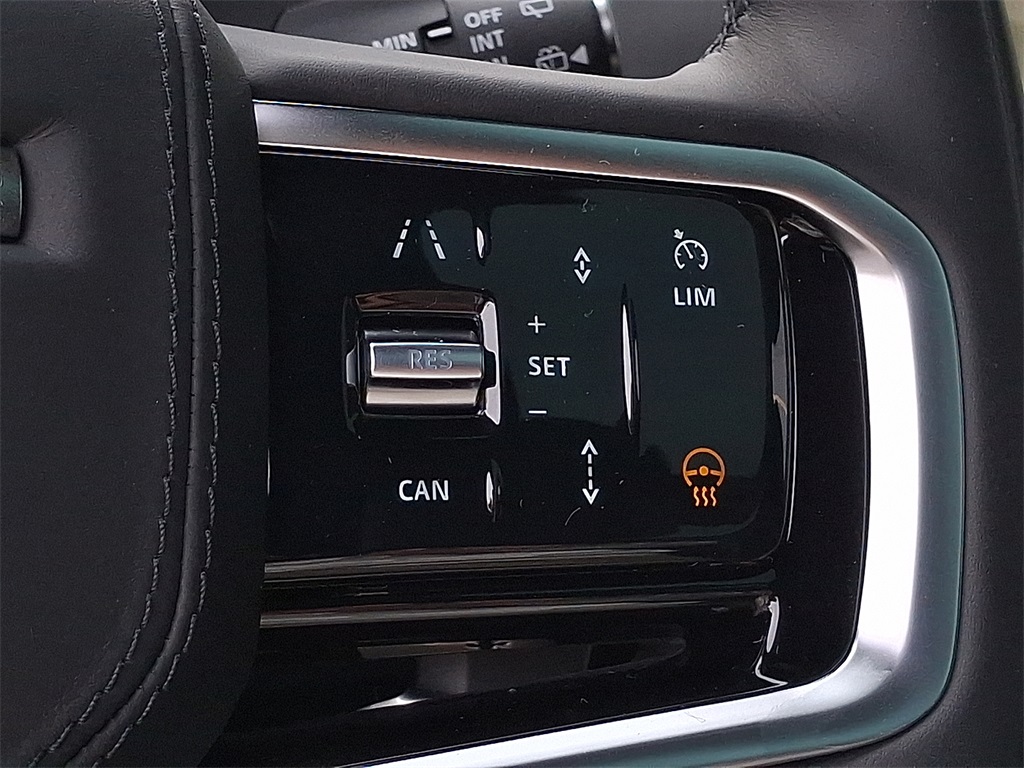 2025 Land Rover Range Rover Sport SE photo 14