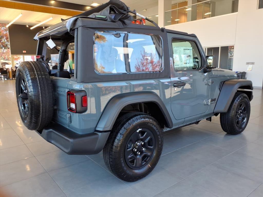 2026 Jeep Wrangler Sport photo 3