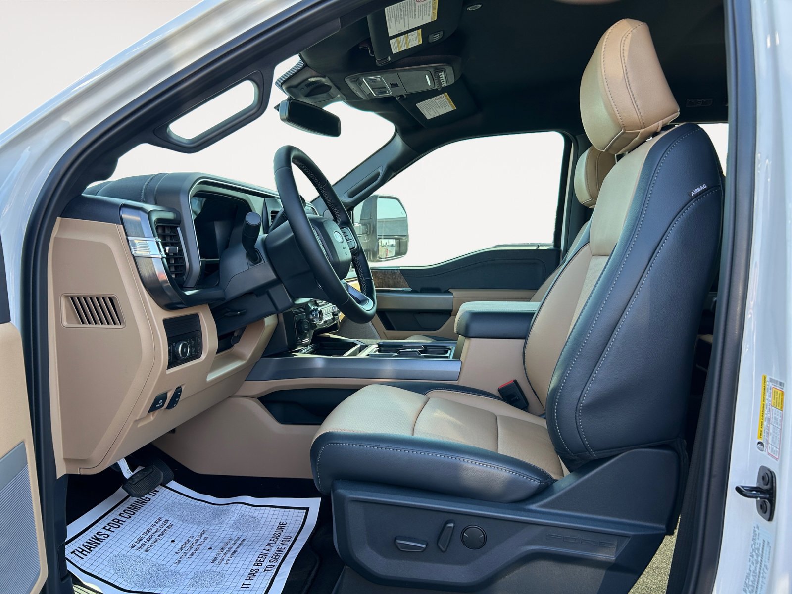 2026 Ford F-250 Lariat photo 16