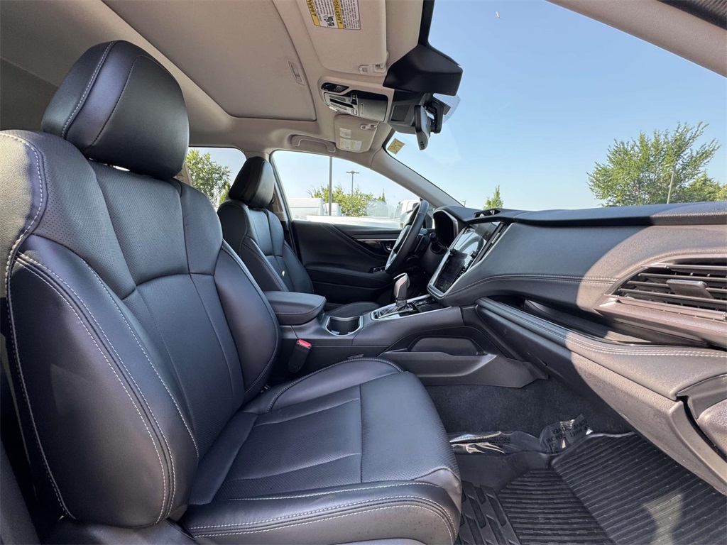 2025 Subaru Outback Limited XT photo 16