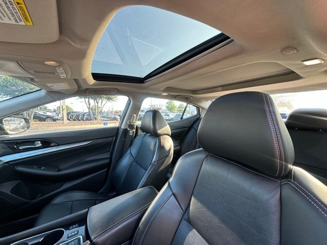 2020 Nissan Maxima SL photo 25