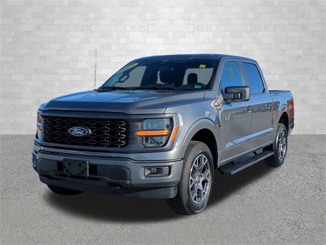 2025 Ford F-150 STX photo 3