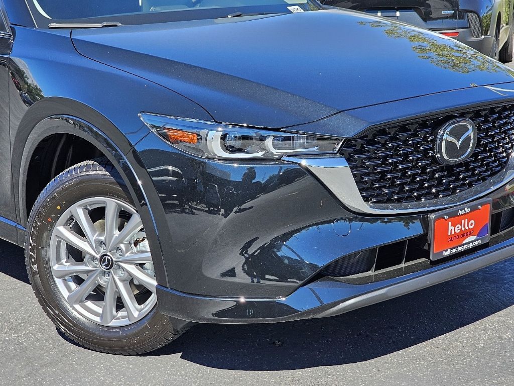 2025 Mazda CX-5 2.5 S Preferred photo 3