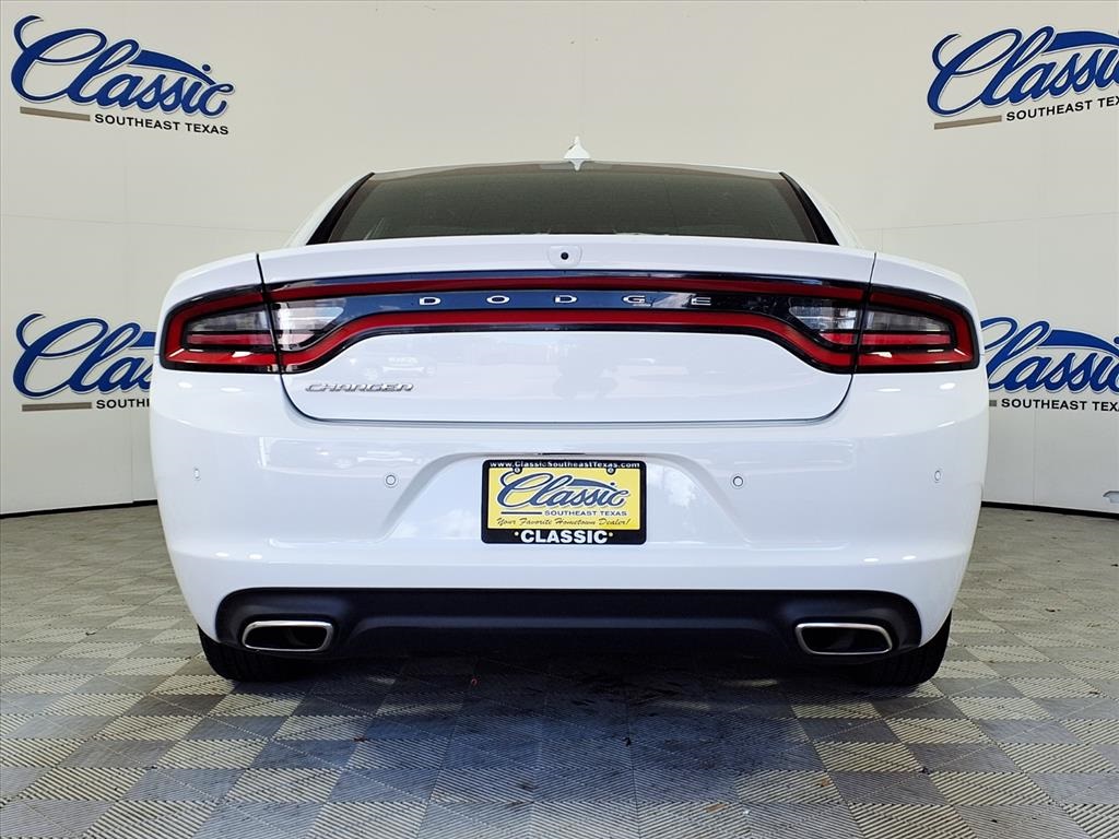 2023 Dodge Charger SXT photo 4