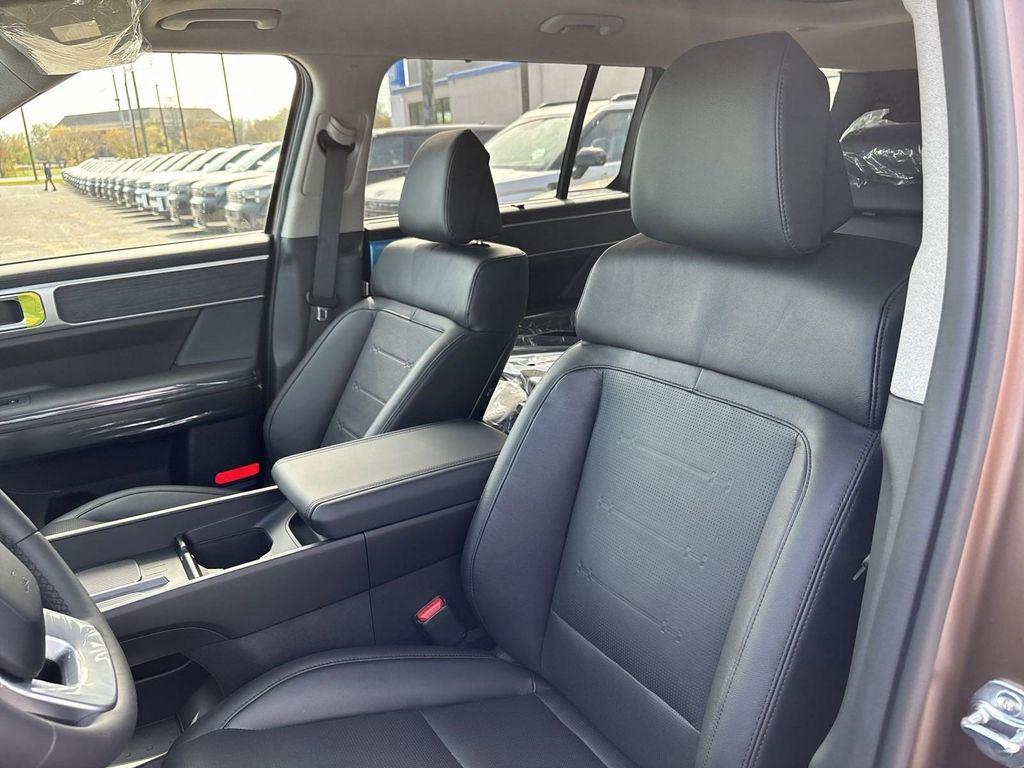 2024 Hyundai Santa Fe Limited photo 25