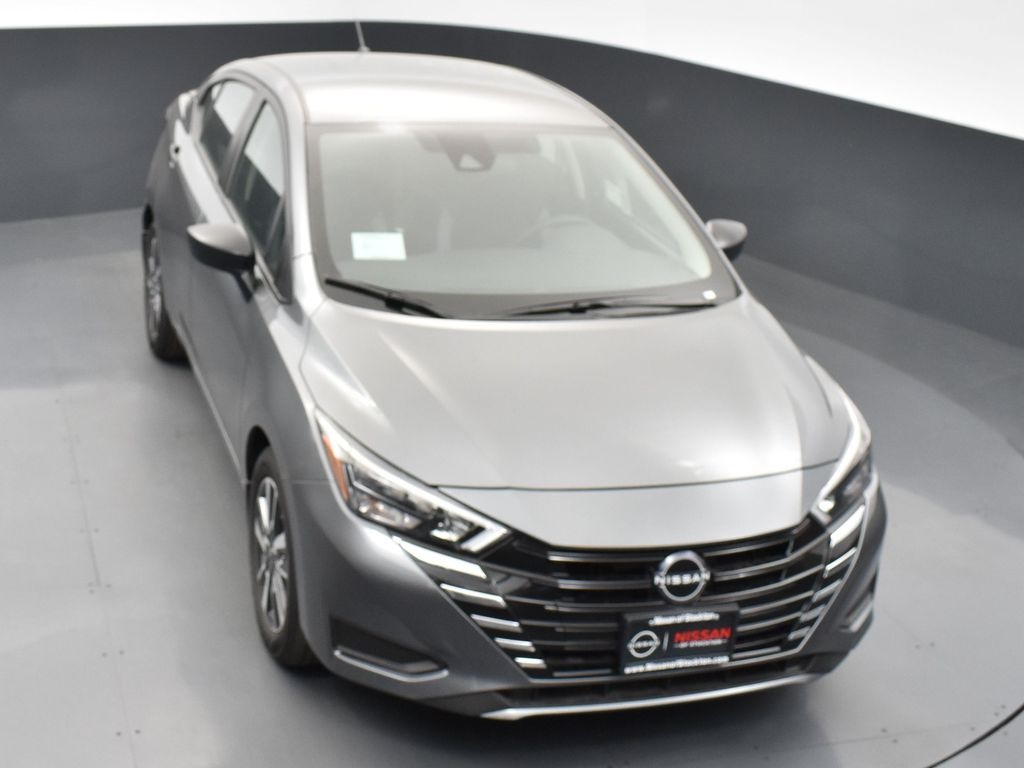 2025 Nissan Versa 1.6 S photo 36