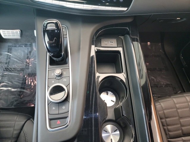 2023 Cadillac Escalade V-Series photo 22