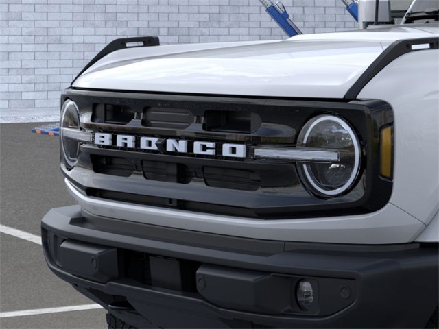 2025 Ford Bronco Outer Banks photo 19