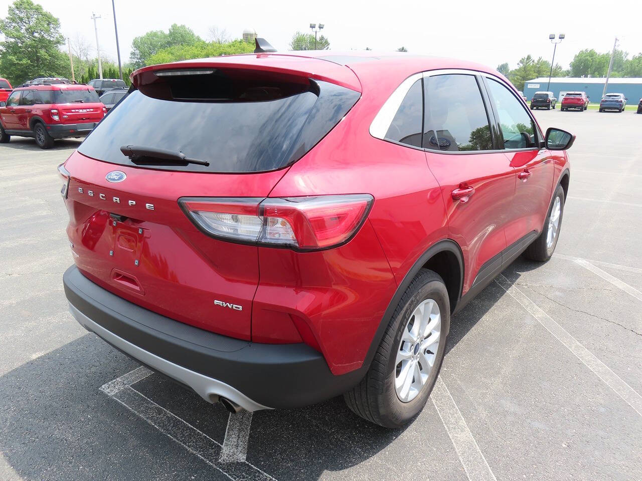 2021 Ford Escape SE photo 4
