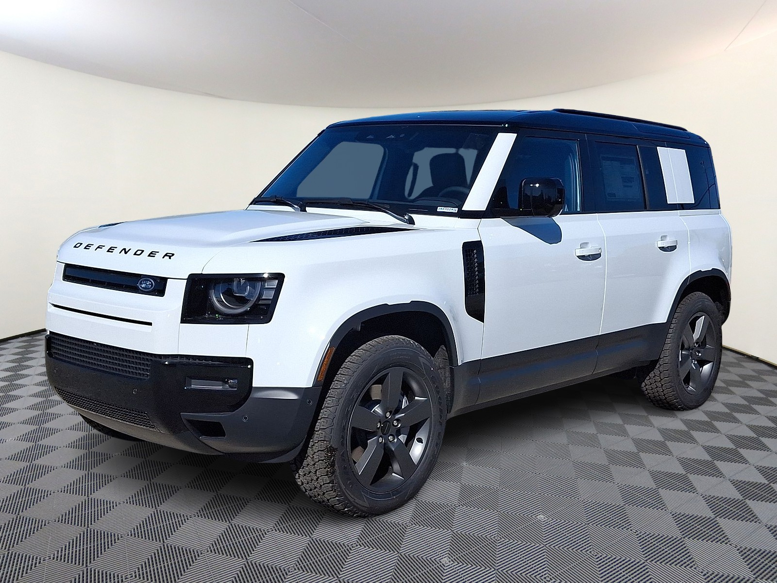 2026 Land Rover Defender S's photo