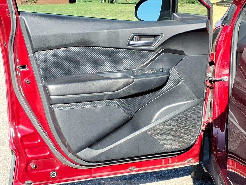 2018 Toyota C-HR XLE photo 4