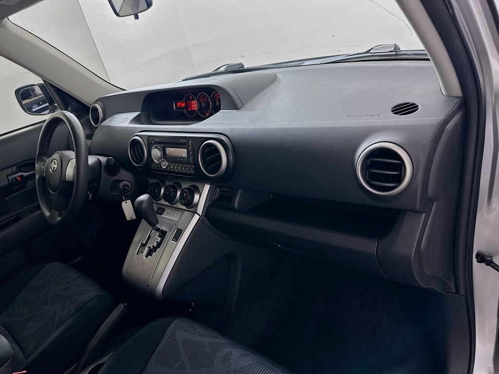 2011 Scion xB Base photo 25