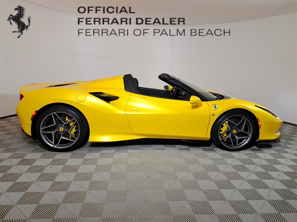 Certified Used 2023 Giallo Triplo Strato Ferrari Base image 2