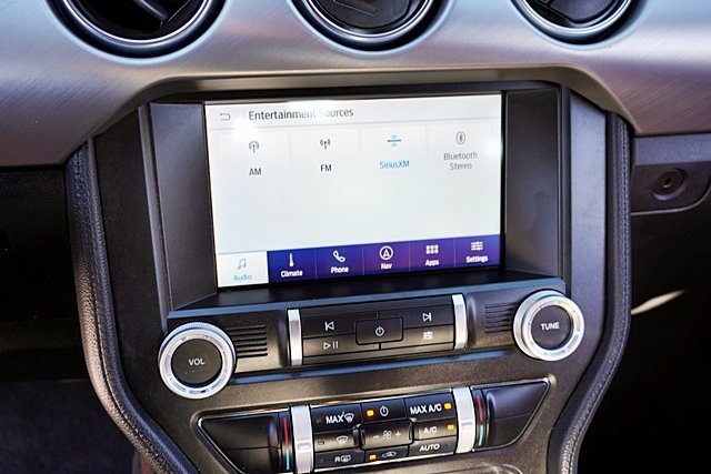 Used 2023 White Ford GT Premium image 23