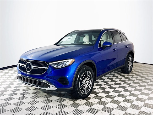 2026 Mercedes Benz GLC 300 photo 3