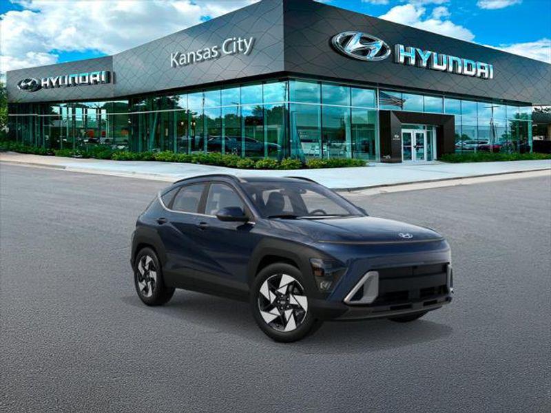 2026 Hyundai Kona SEL photo 2