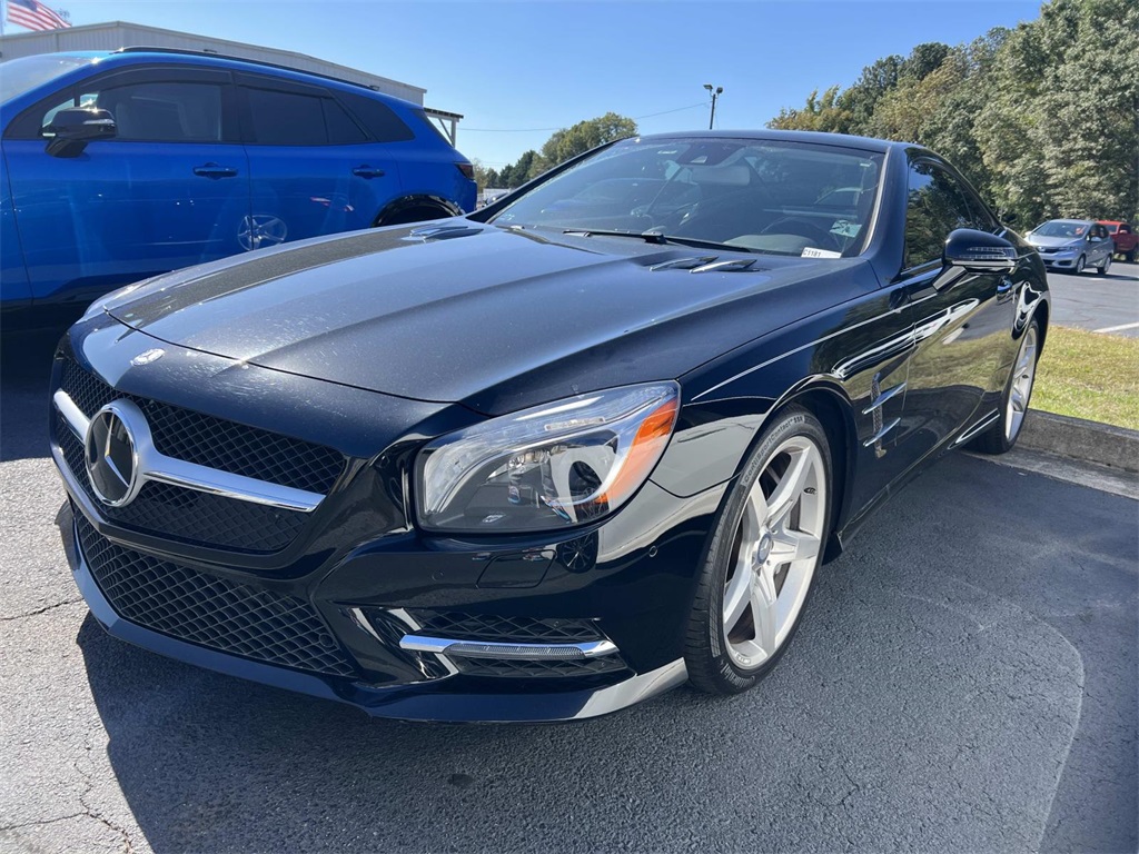 2015 Mercedes Benz SL 550 photo 2