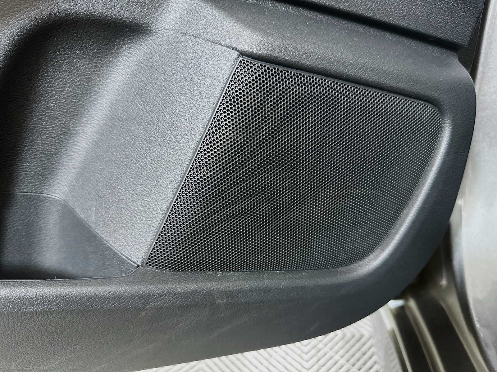 2021 Nissan Sentra SR photo 17