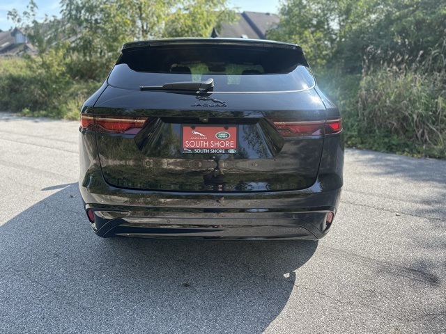 2025 Jaguar F-PACE P250 photo 6