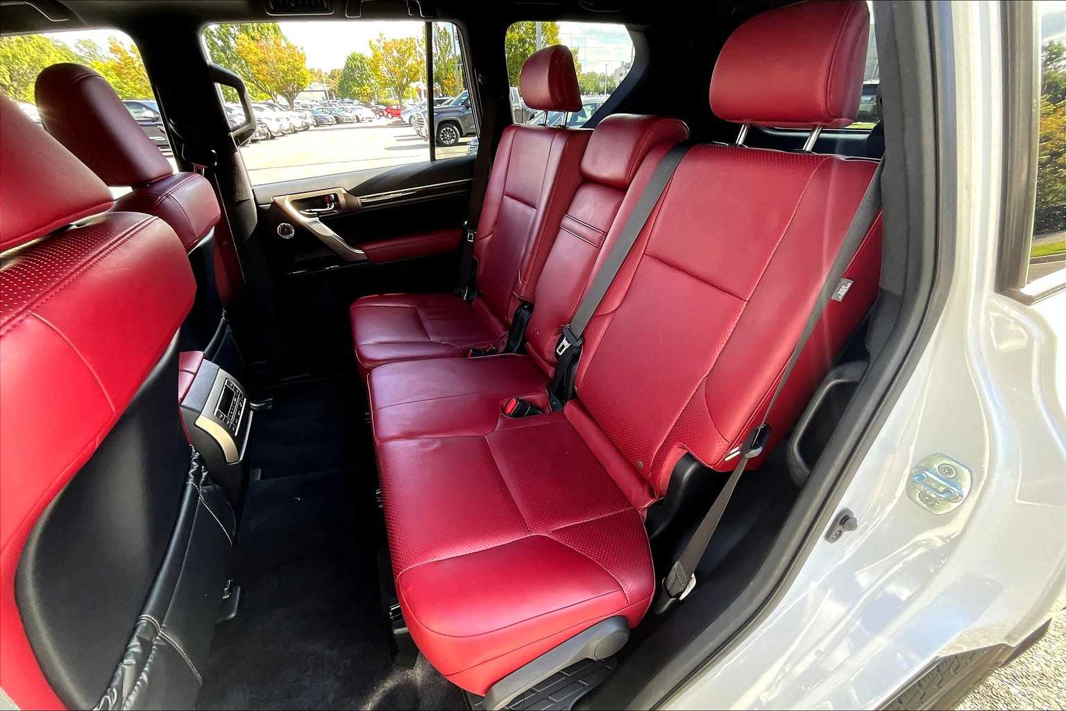 2021 Lexus GX 460 Luxury photo 18
