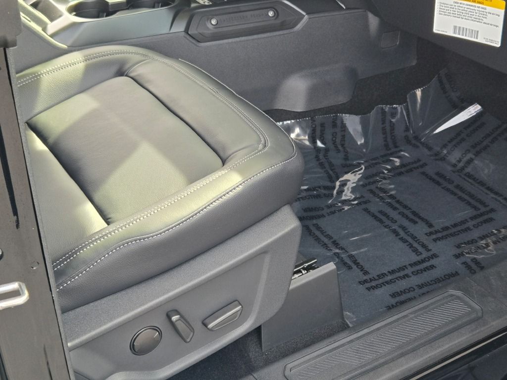 2025 Ford Bronco Outer Banks photo 5