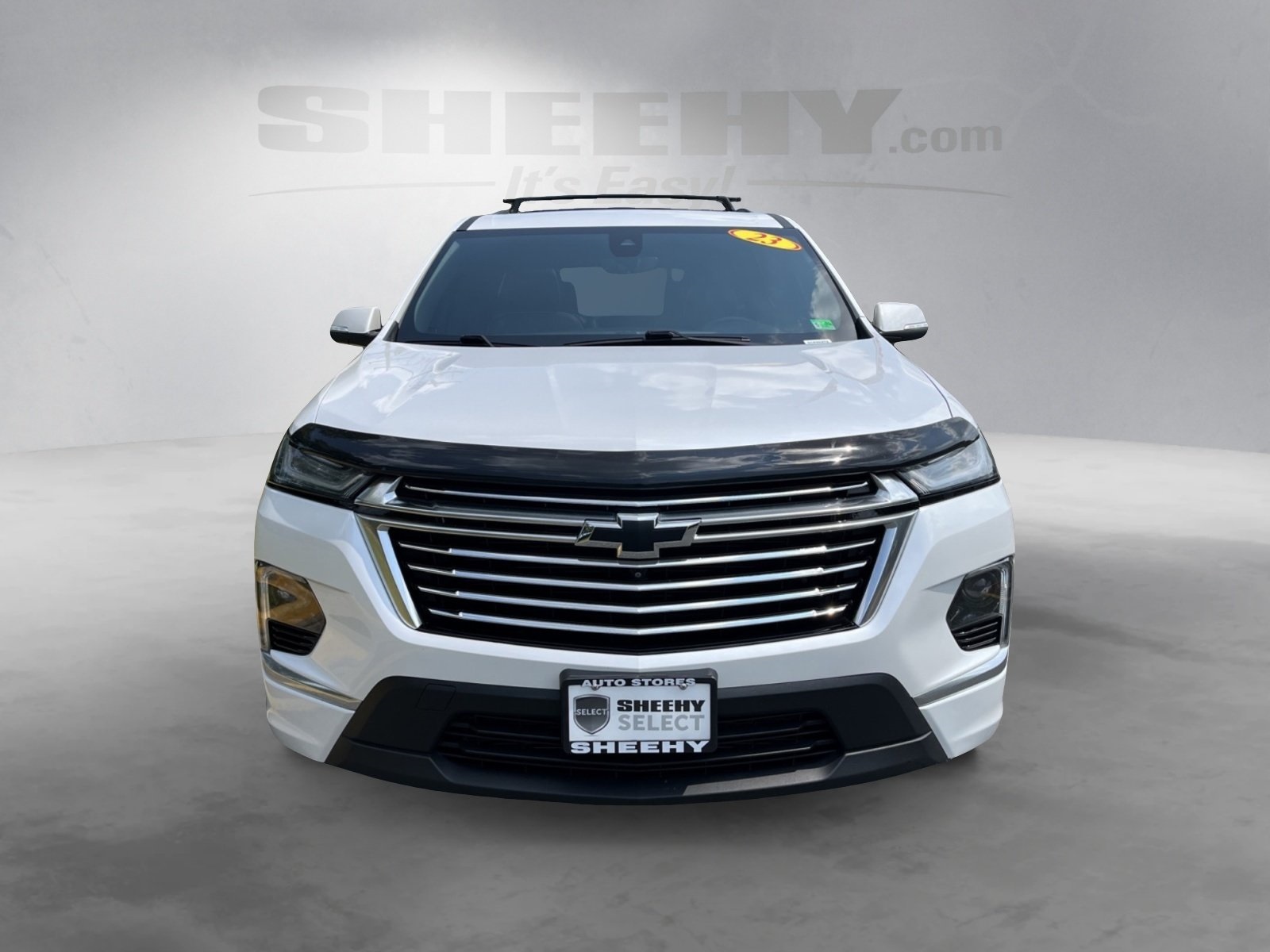 2023 Chevrolet Traverse Premier photo 2