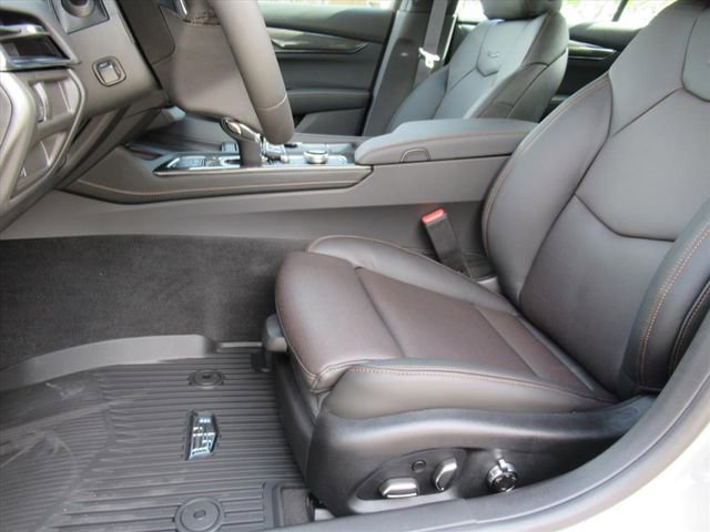 2026 Cadillac CT5 V photo 15