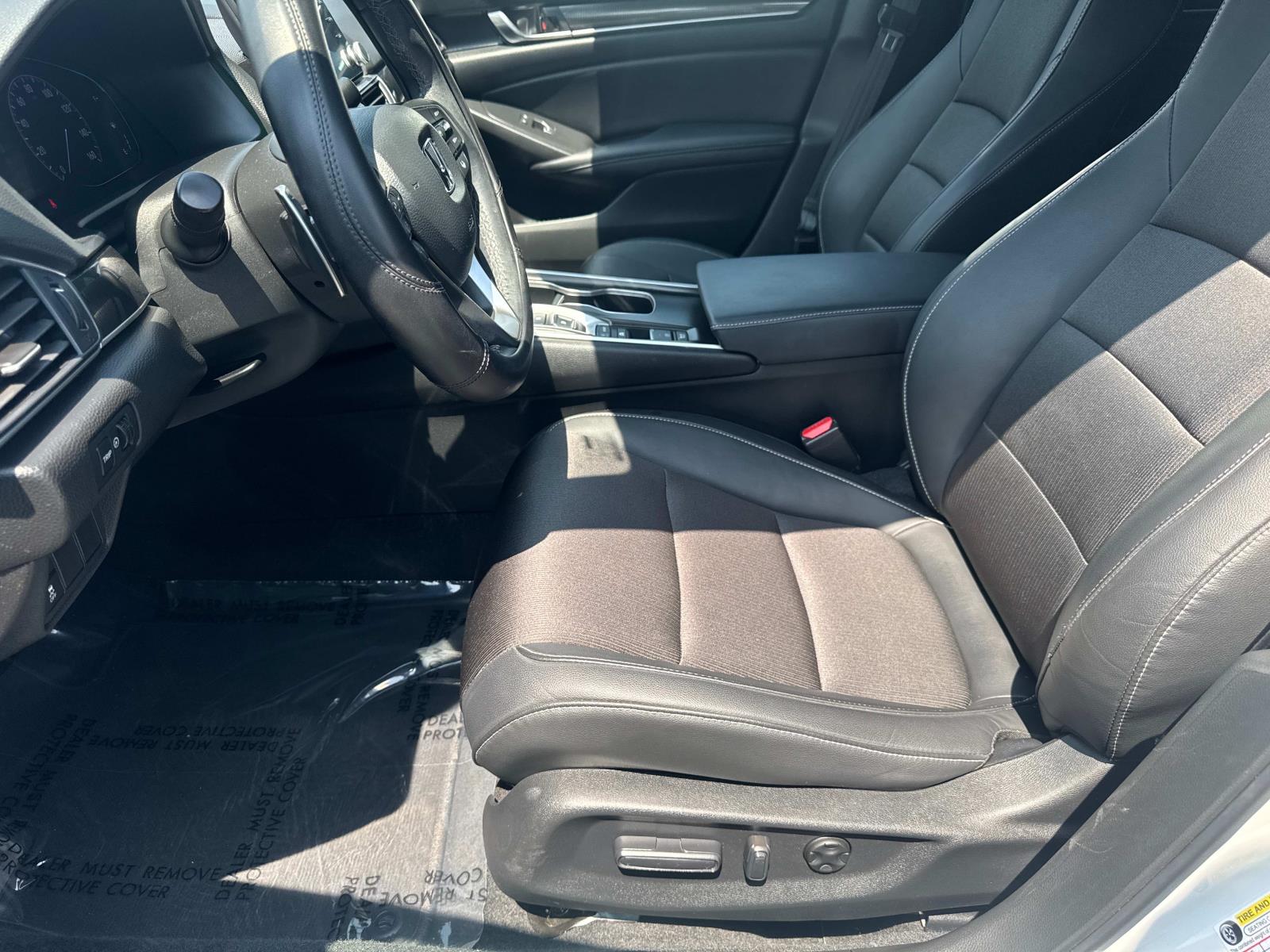 2022 Honda Accord Hybrid Sport photo 18