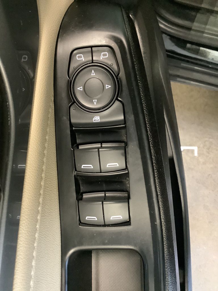 2023 Chevrolet Traverse LS photo 18