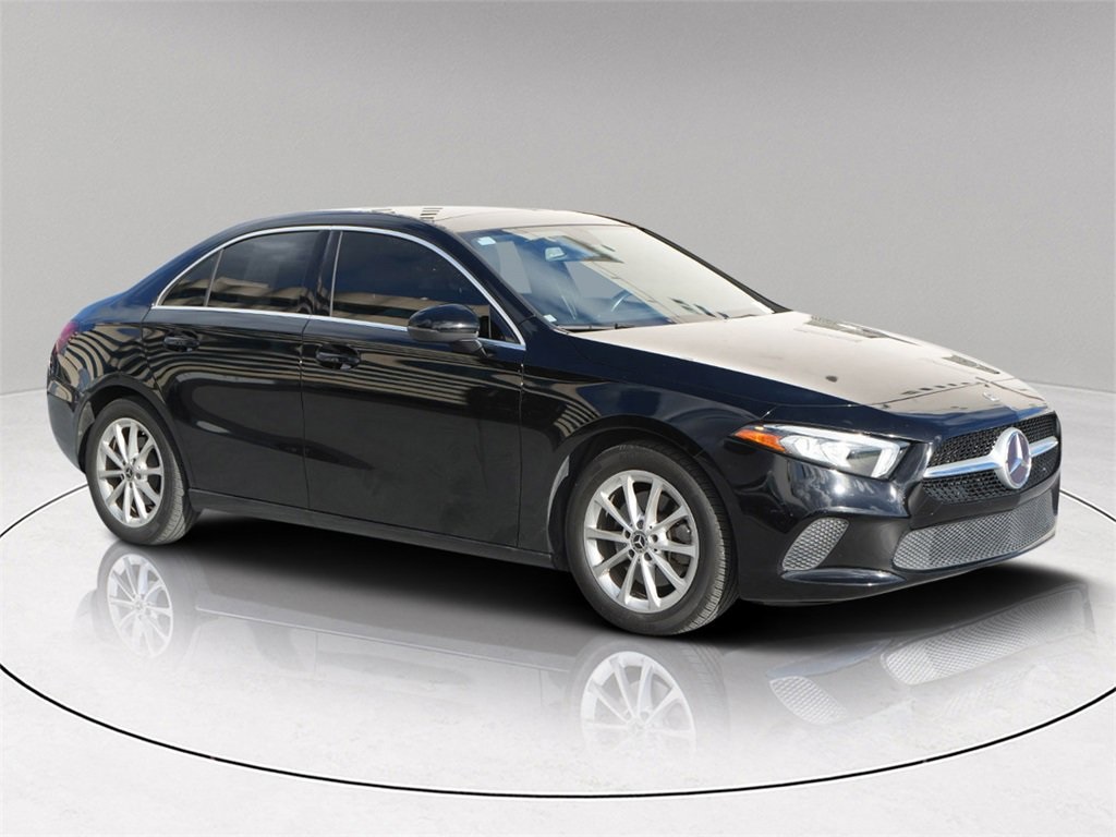 2022 Mercedes-Benz A-Class A220