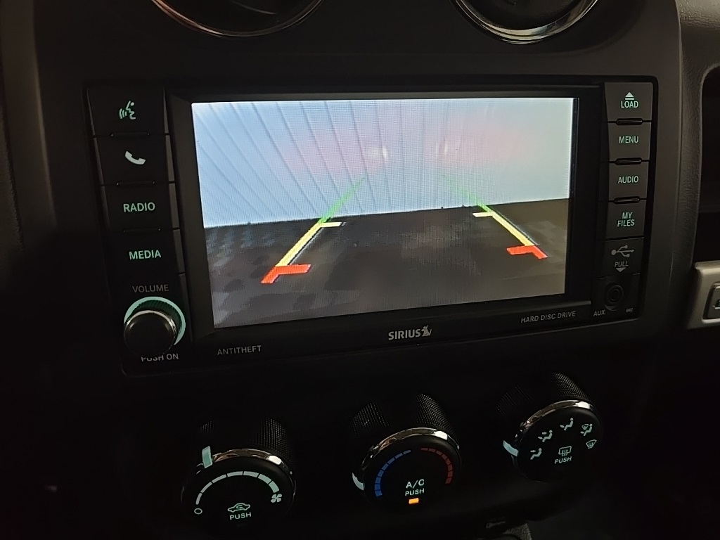 2016 Jeep Compass Sport photo 18