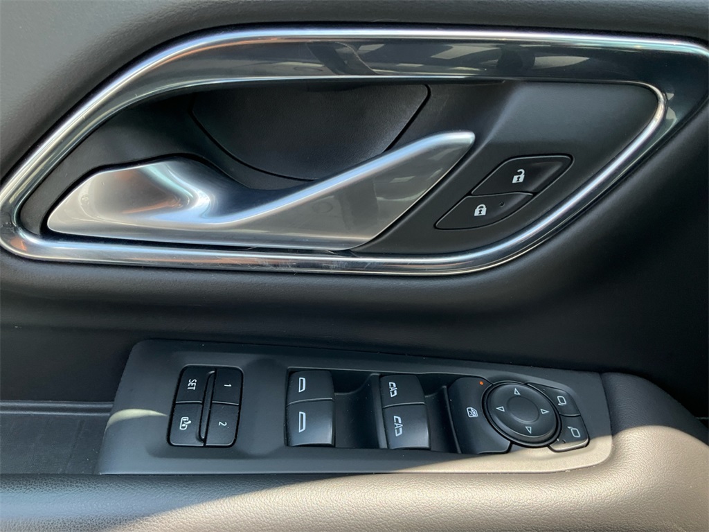 2022 Chevrolet Tahoe LT photo 26