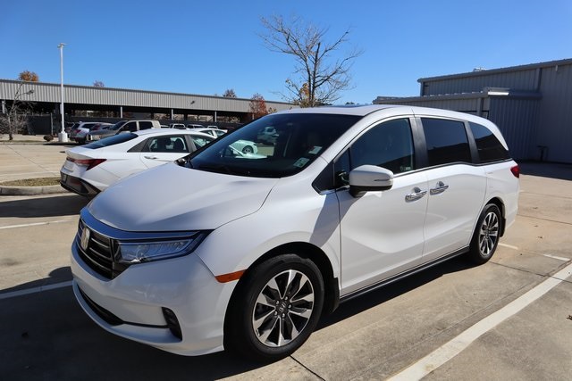 2024 Honda Odyssey EX-L's photo