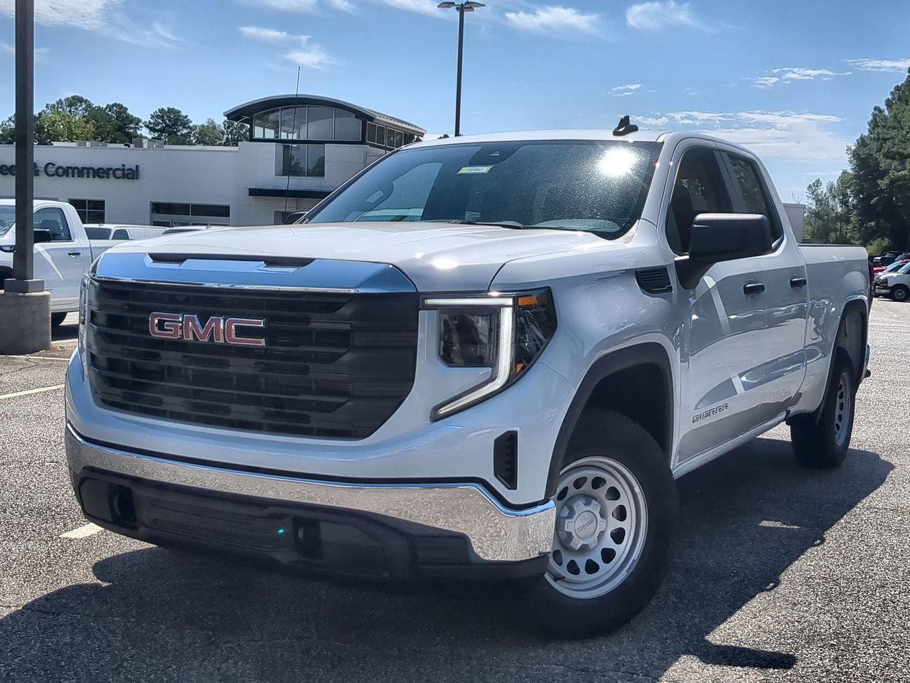 2026 GMC Sierra 1500 Pro's photo