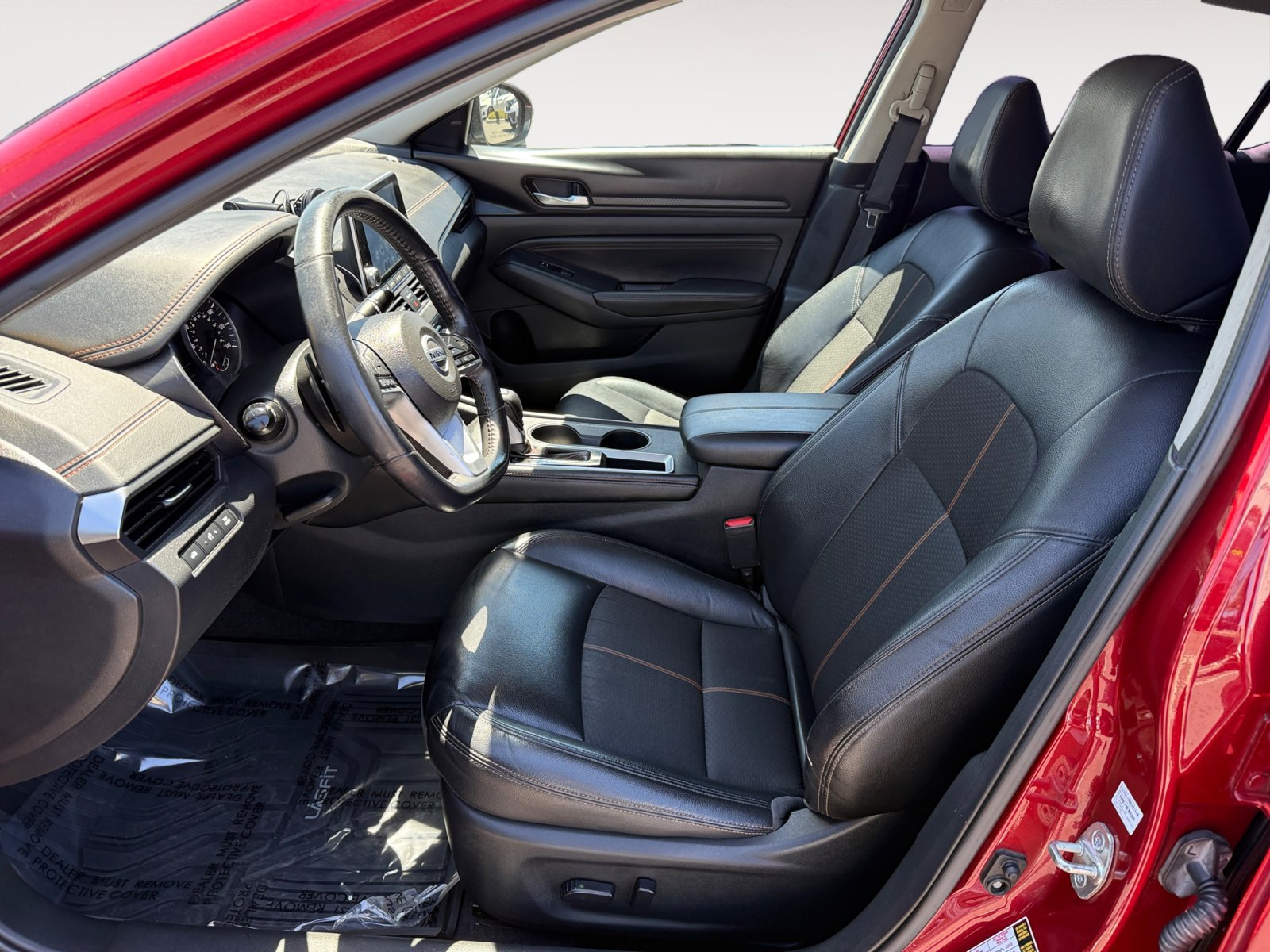 2021 Nissan Altima 2.5 SR photo 10