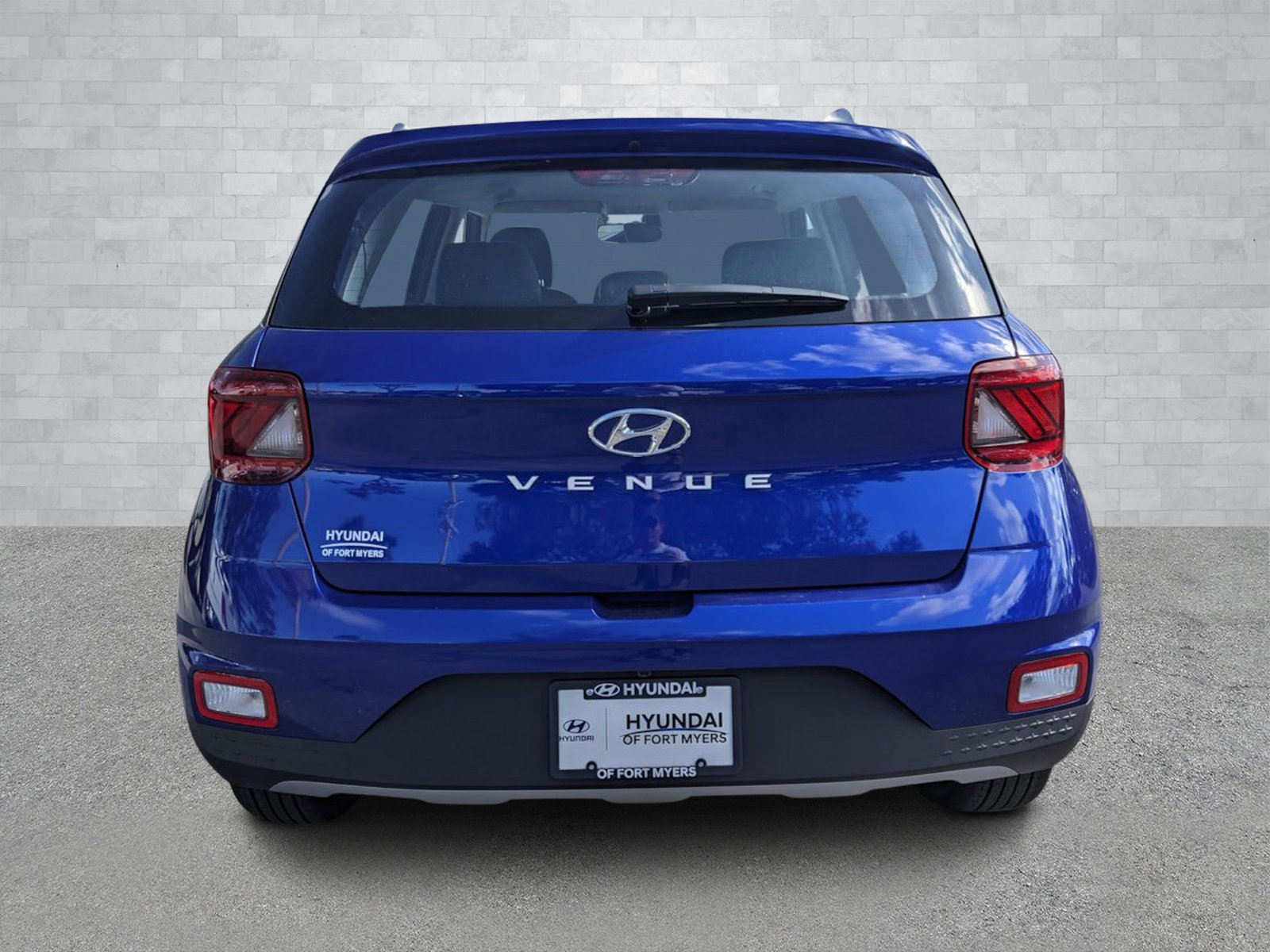 2025 Hyundai Venue SEL Limited photo 5