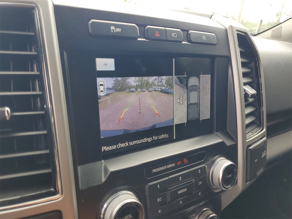 2020 Ford F-150 Lariat photo 19