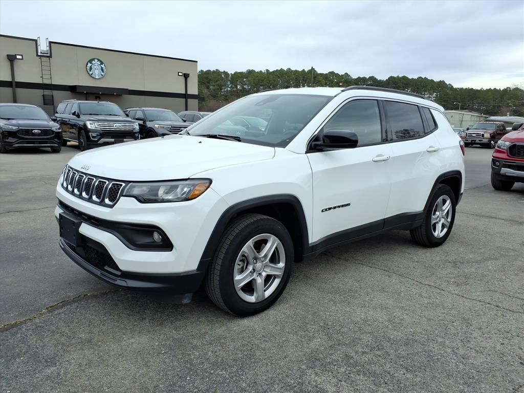 2024 Jeep Compass Latitude's photo