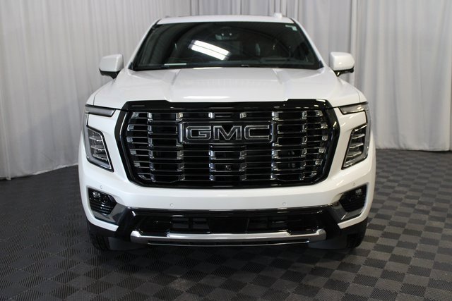 2025 Gmc Yukon Denali Ultimate photo 2