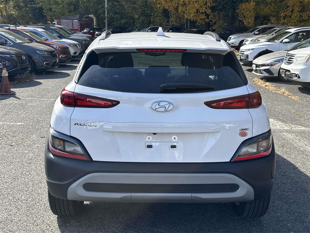 2023 Hyundai Kona SEL photo 4