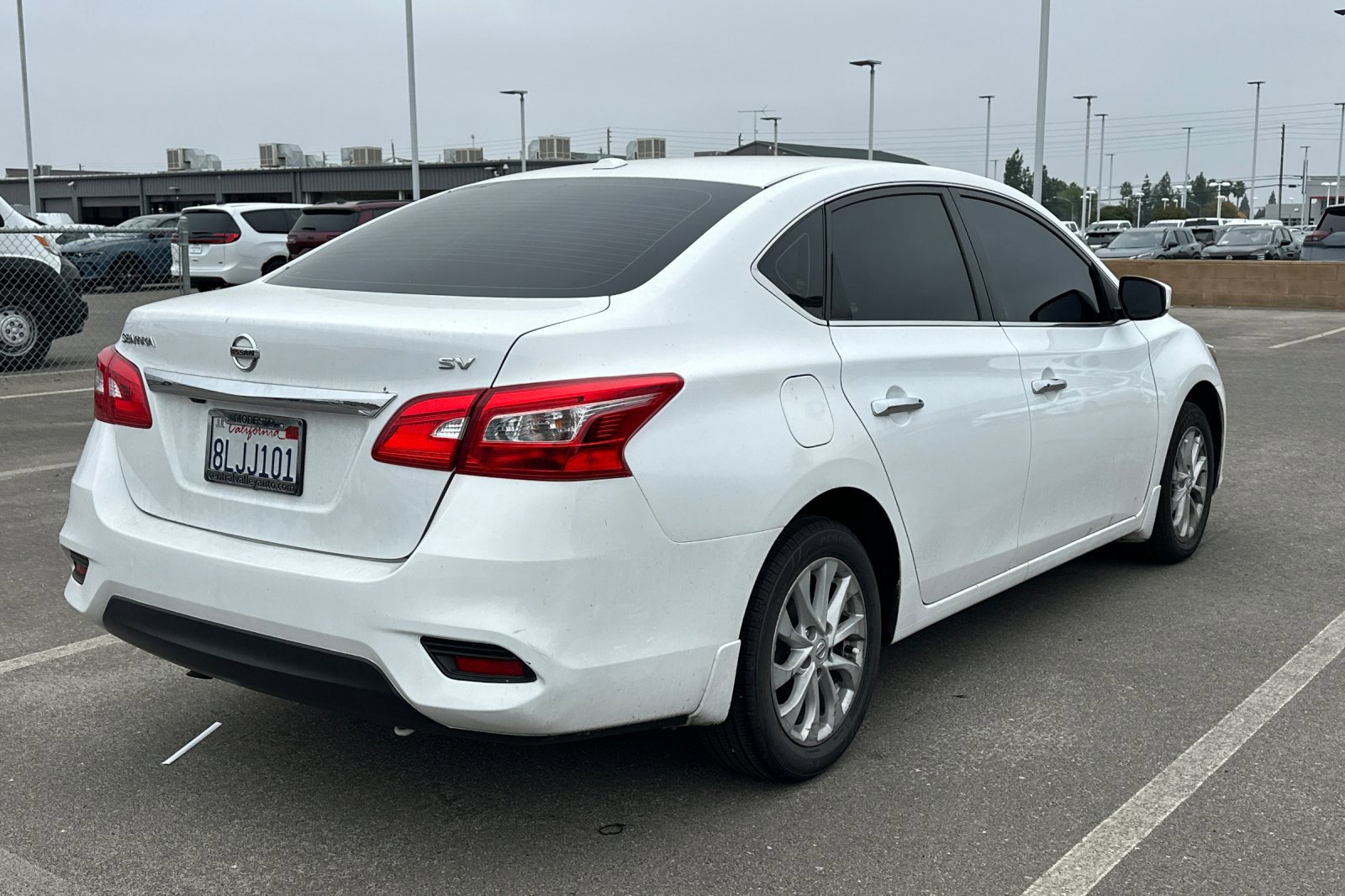 2019 Nissan Sentra SV photo 2