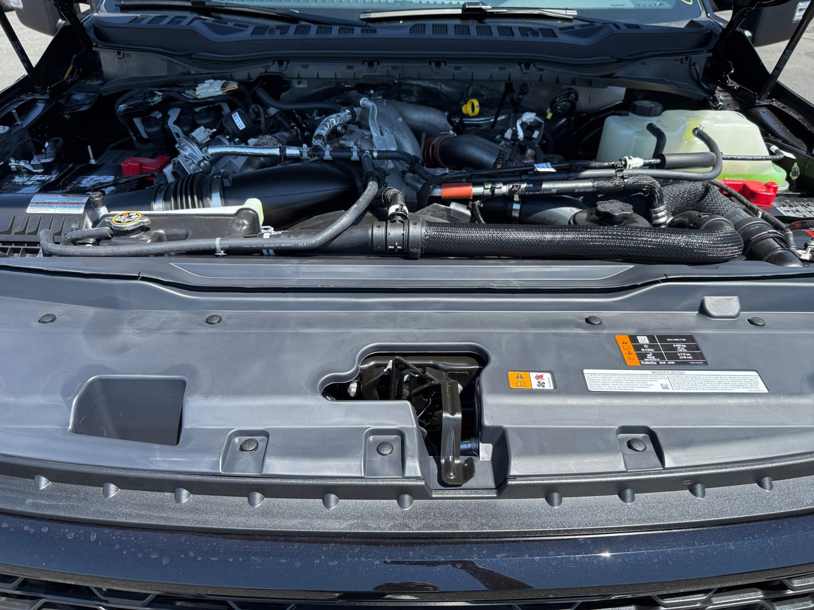 2025 Ford F-250 Lariat photo 19