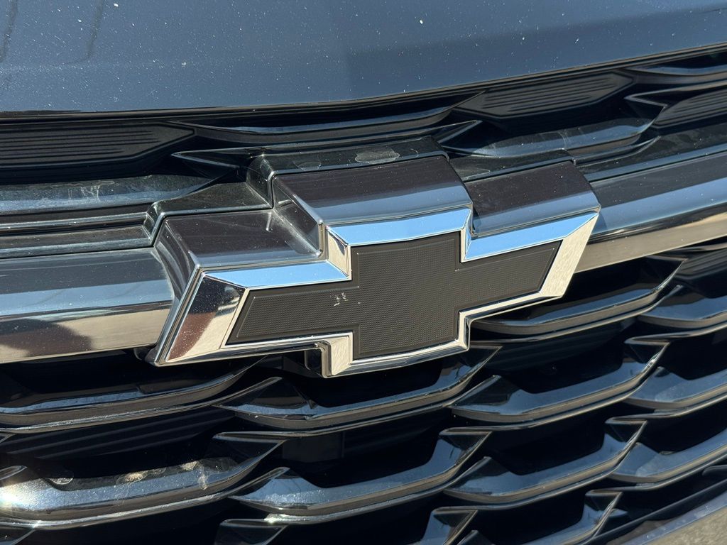 2024 Chevrolet Trax photo 3