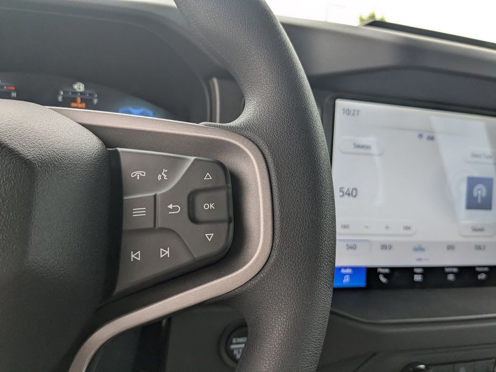 2025 Ford Bronco Base photo 26