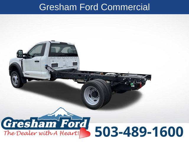 2024 Ford F-550 photo 3