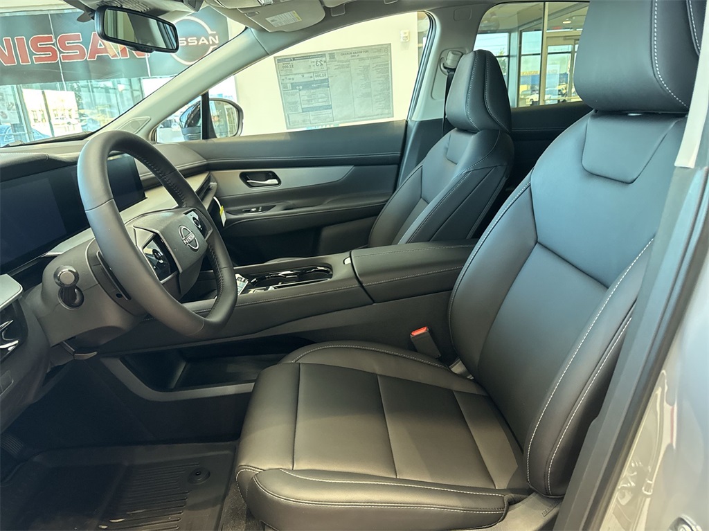 2025 Nissan Murano SL photo 15