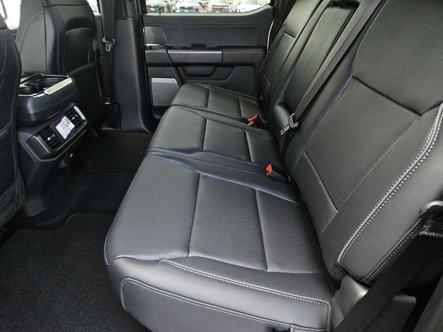 2025 Ford F-150 Lariat photo 26