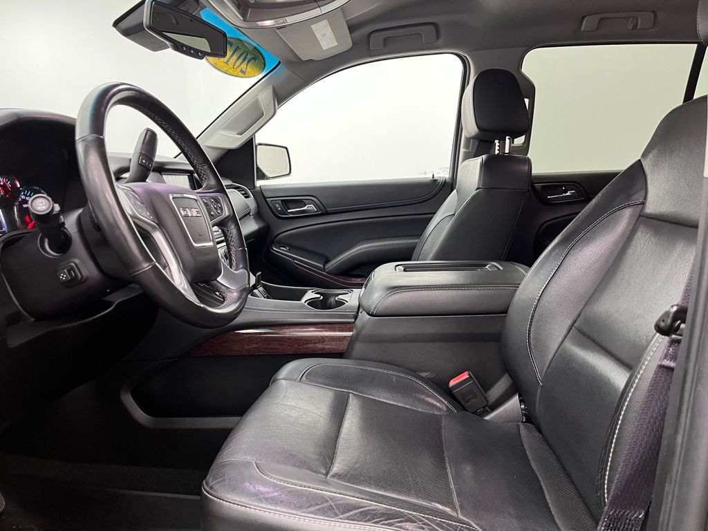 2017 Gmc Yukon SLT photo 29