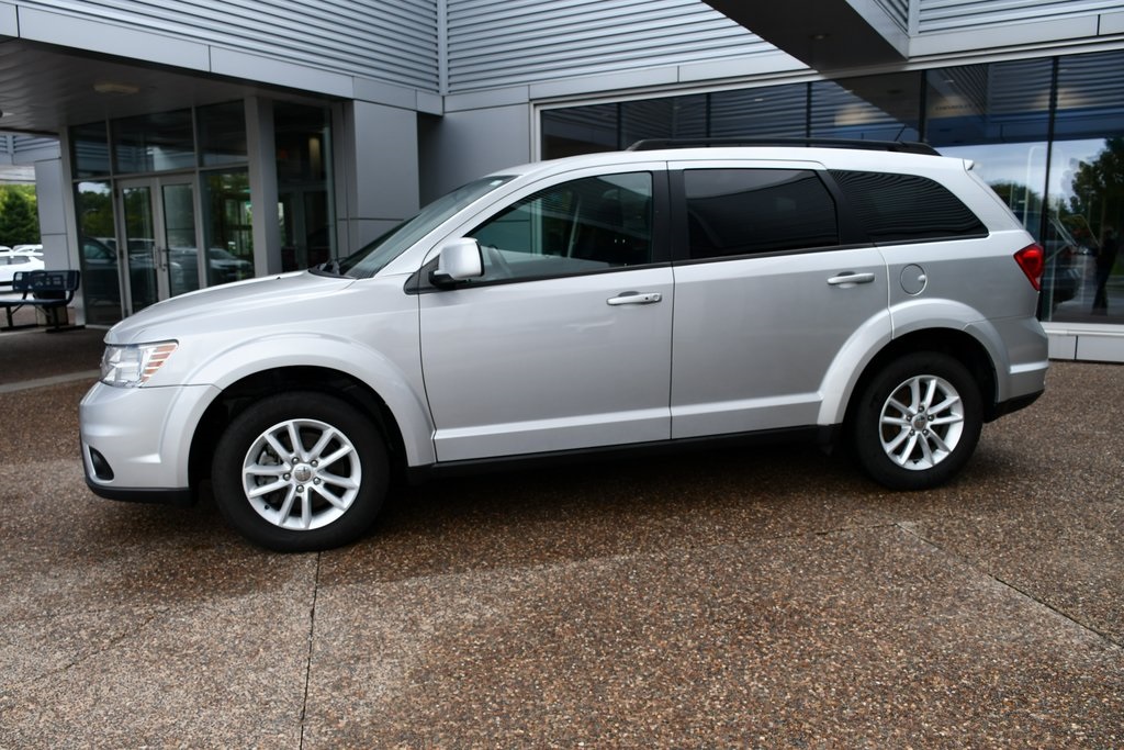 2014 Dodge Journey SXT photo 2
