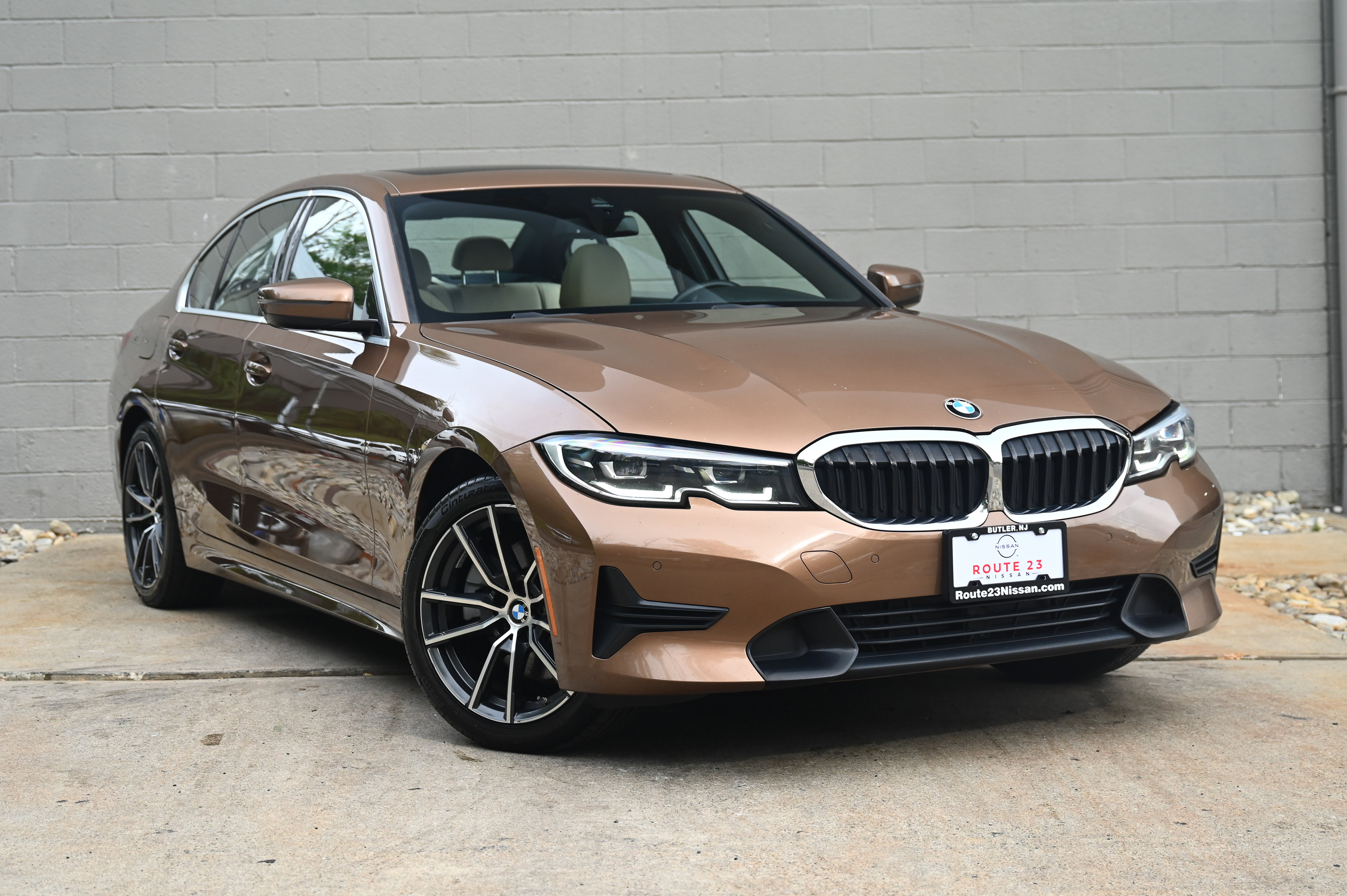 2019 Bmw 330i Sedan photo 3